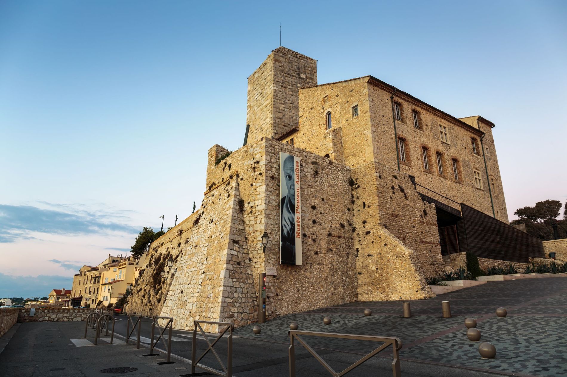 ANTIBES SOGGIORNO STUDIO 6.jpeg